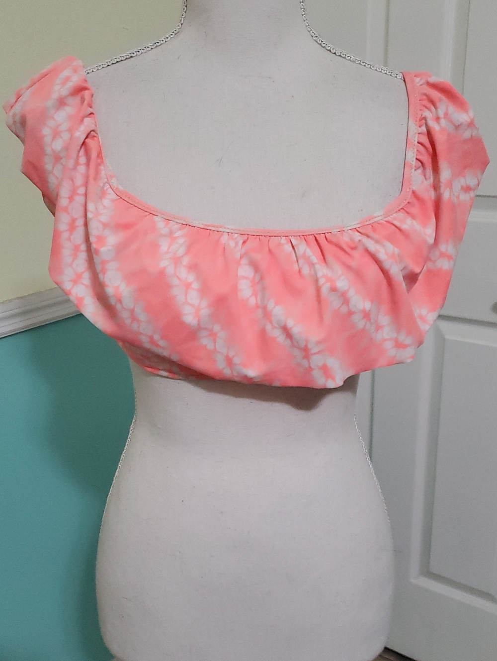 Victoria's Secret Flounce Neon Pink Tie-dye Off-Shoulder Ruffled Bikini Top S